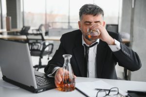 Read more about the article Understanding the Detrimental Impact of Alcohol in the Workplace